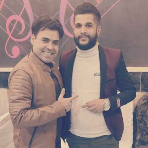 دانلود آهنگ بیدل برزویی دنبال رد پاهات تو ساحله خیالی